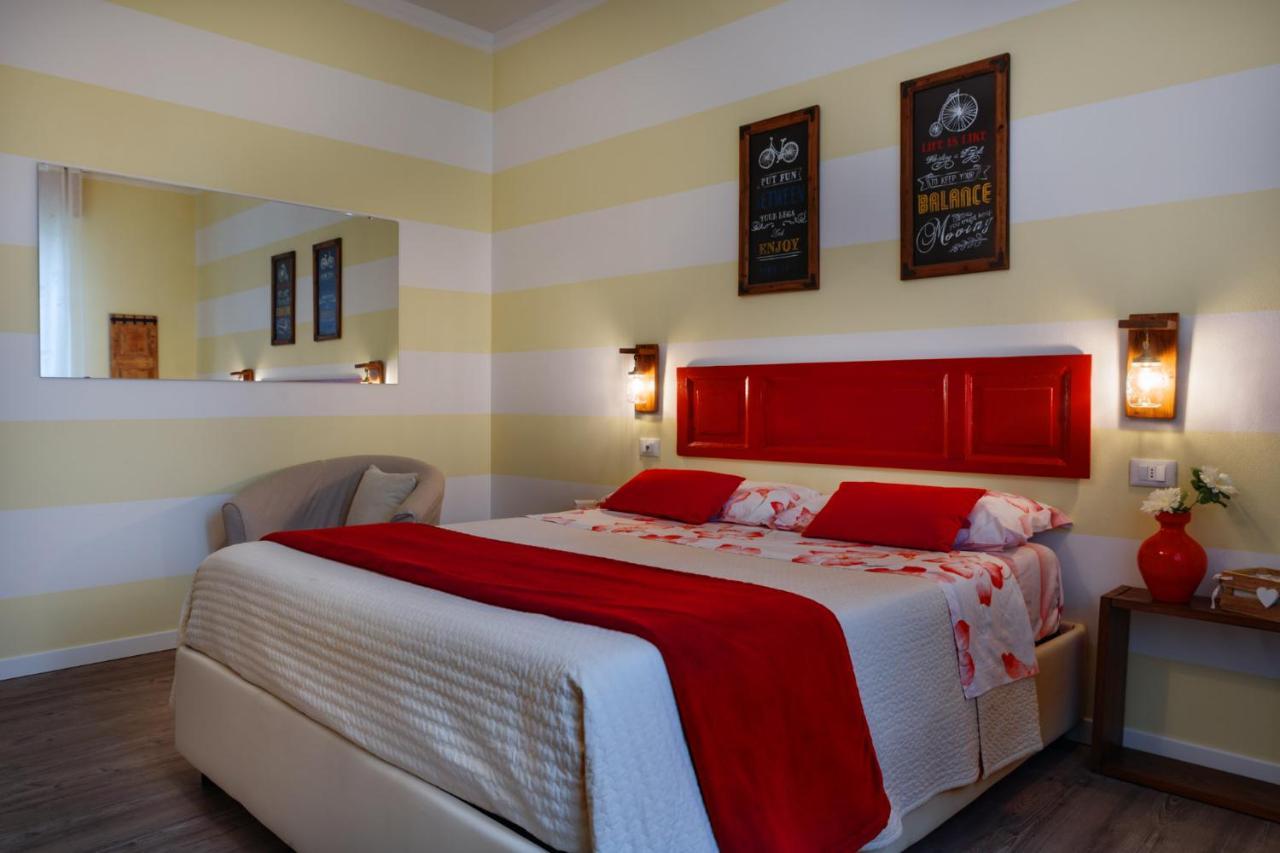 La Bicicletta Rooms Cremona Exterior photo