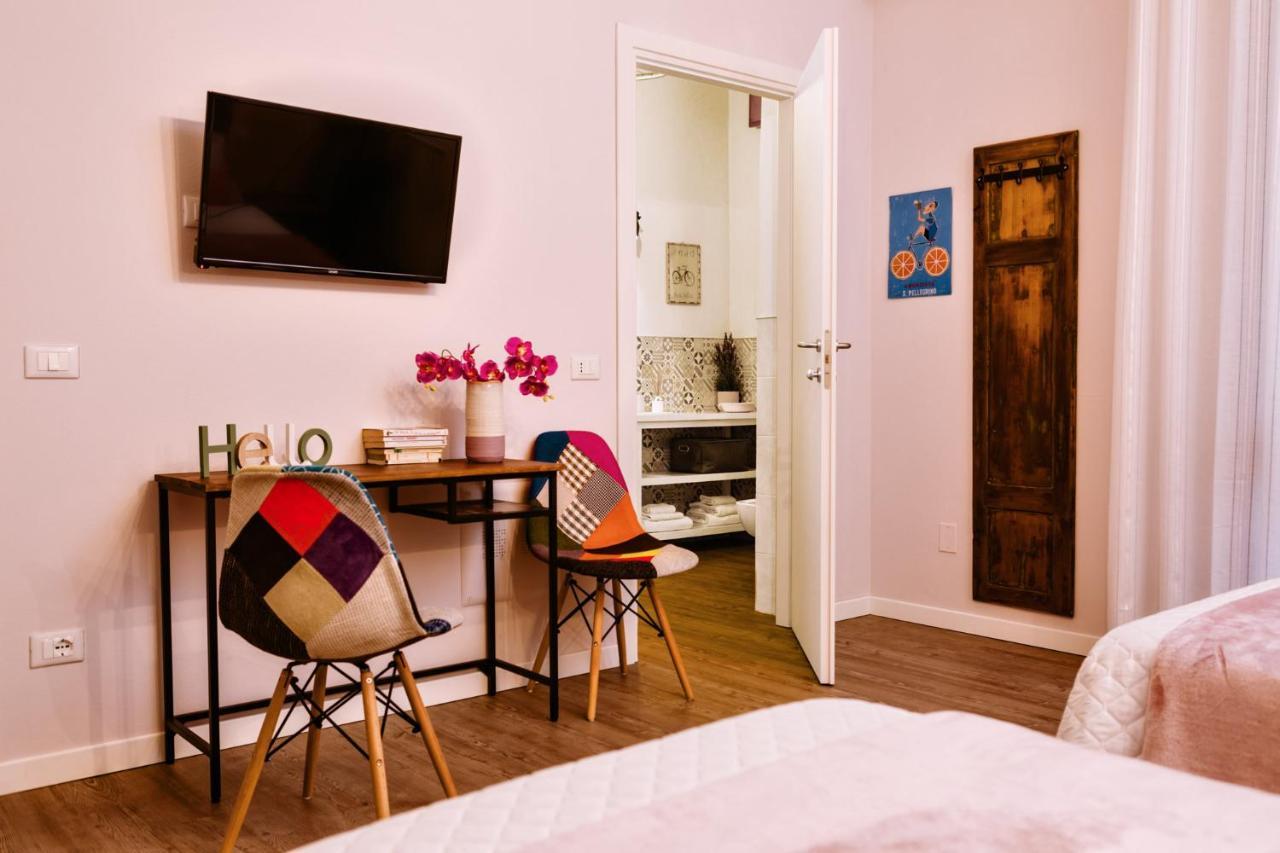 La Bicicletta Rooms Cremona Exterior photo