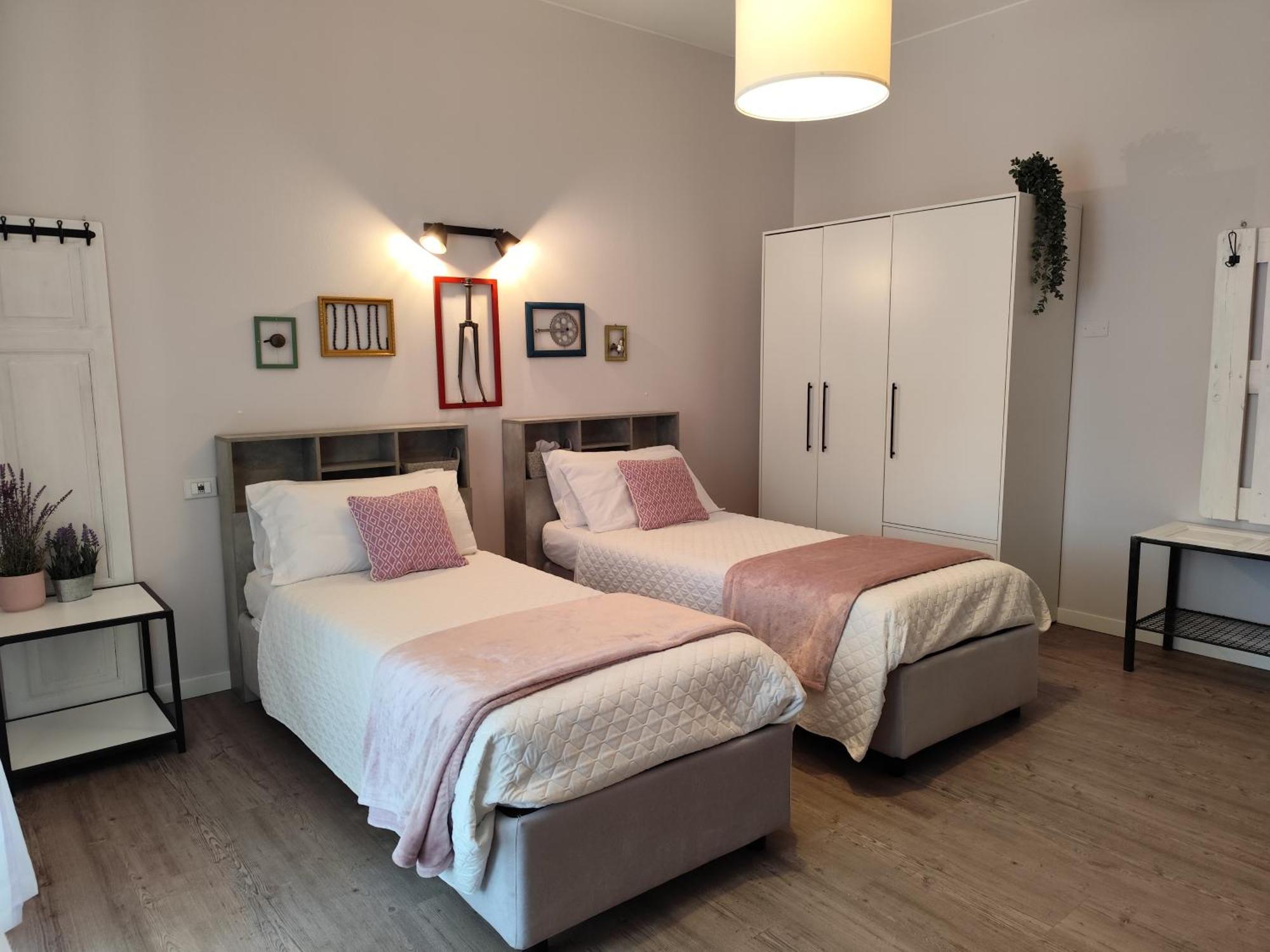 La Bicicletta Rooms Cremona Exterior photo